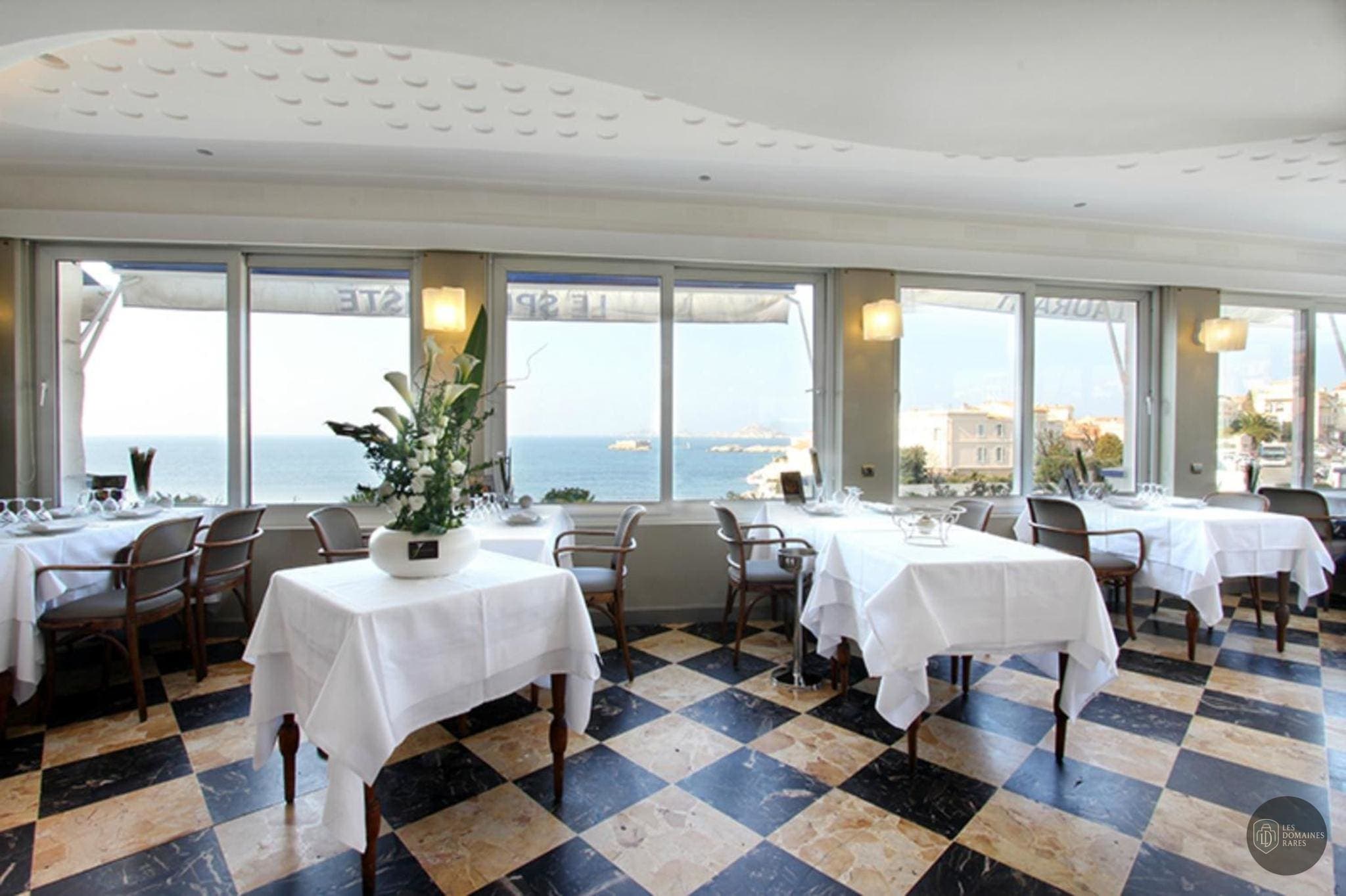 Restaurant de l'hôtel Le Rhul à Marseille en Provence-Alpes-Côte d'Azur - séminaire bouches-du-rhône