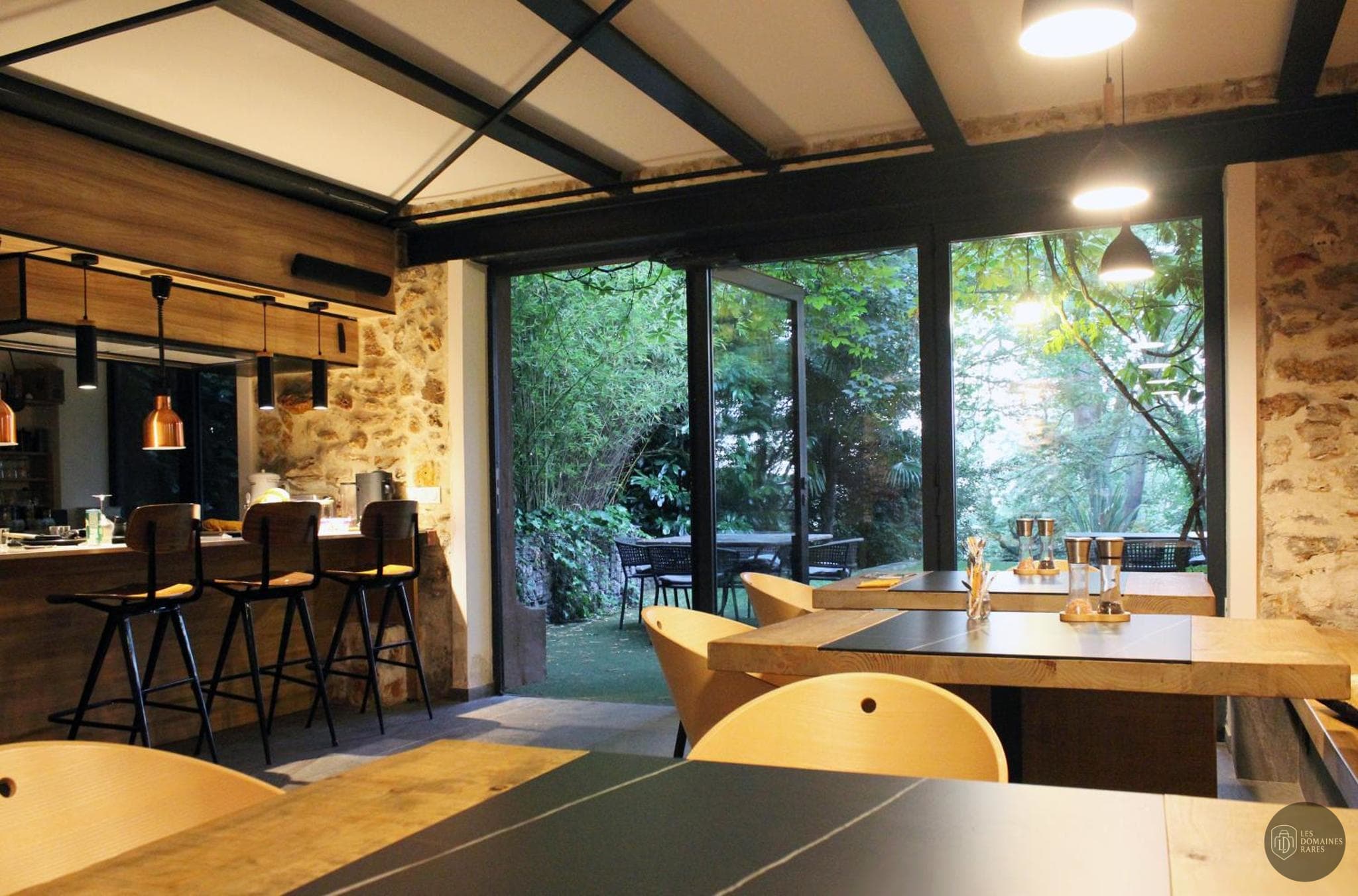 Vue extérieure du lieu Le Robinson à Haybes en Grand Est