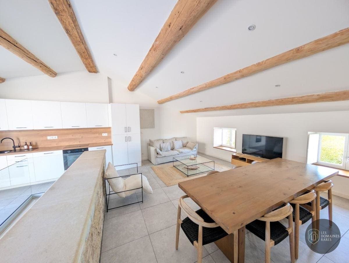 Espace intérieur du lieu Le Rooftop en Île-de-France