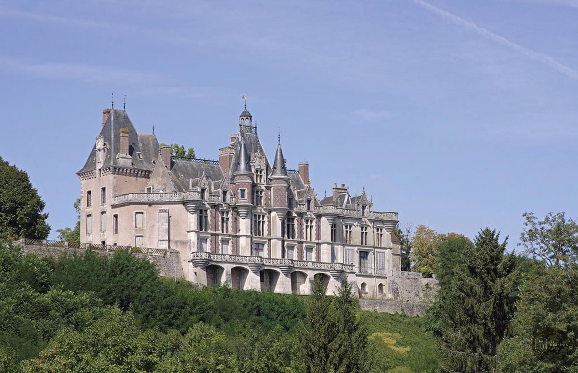 Vue extérieure du lieu Le Saint-Jacques en Centre-Val de Loire