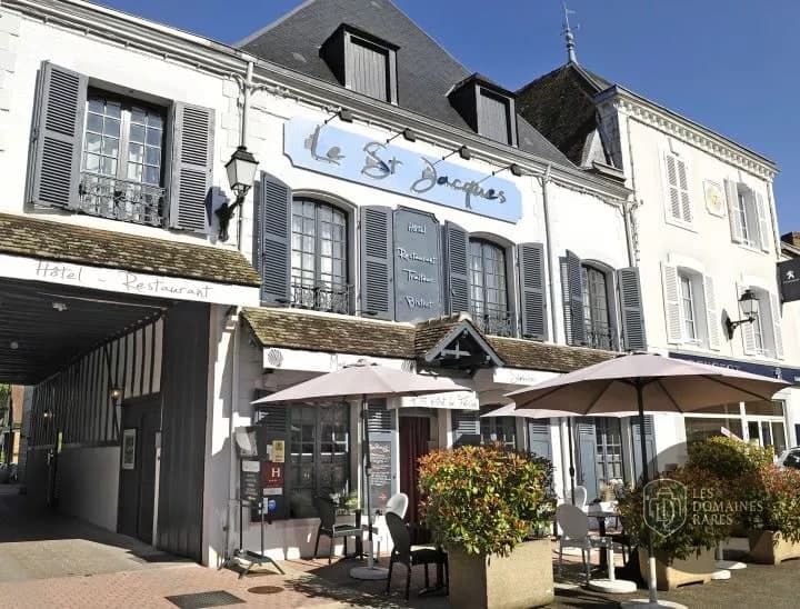 Vue extérieure du lieu Le Saint-Jacques en Centre-Val de Loire