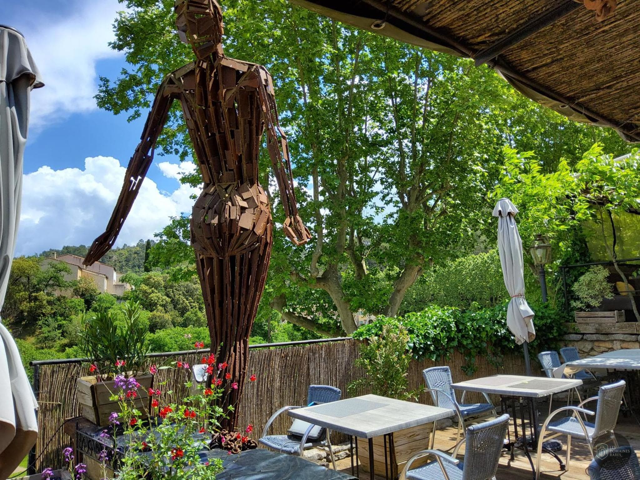 Vue extérieure du lieu Le Tempo Gourmand à Morée en Centre-Val de Loire