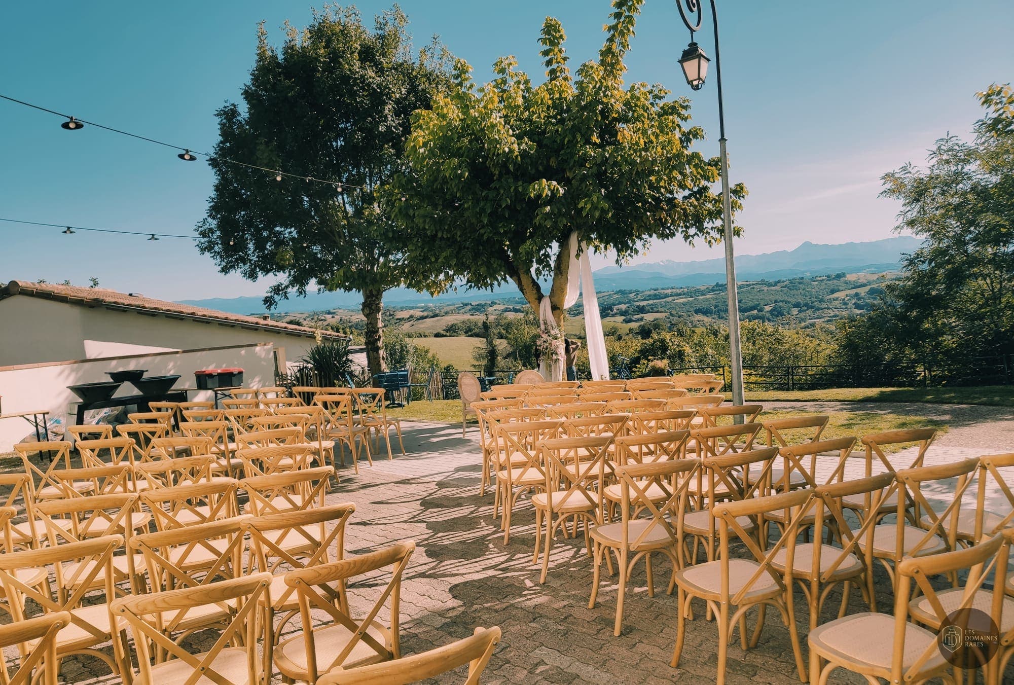 Vue extérieure du domaine Le Trapéen à Latrape en Occitanie