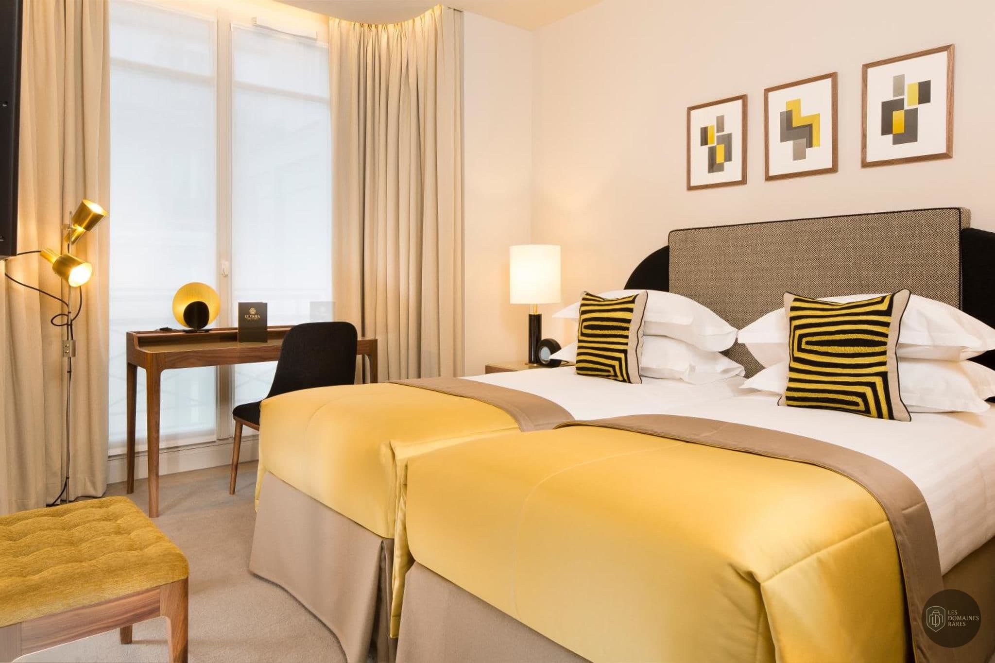 Chambre de l'hôtel Le Tsuba à Paris en Île-de-France