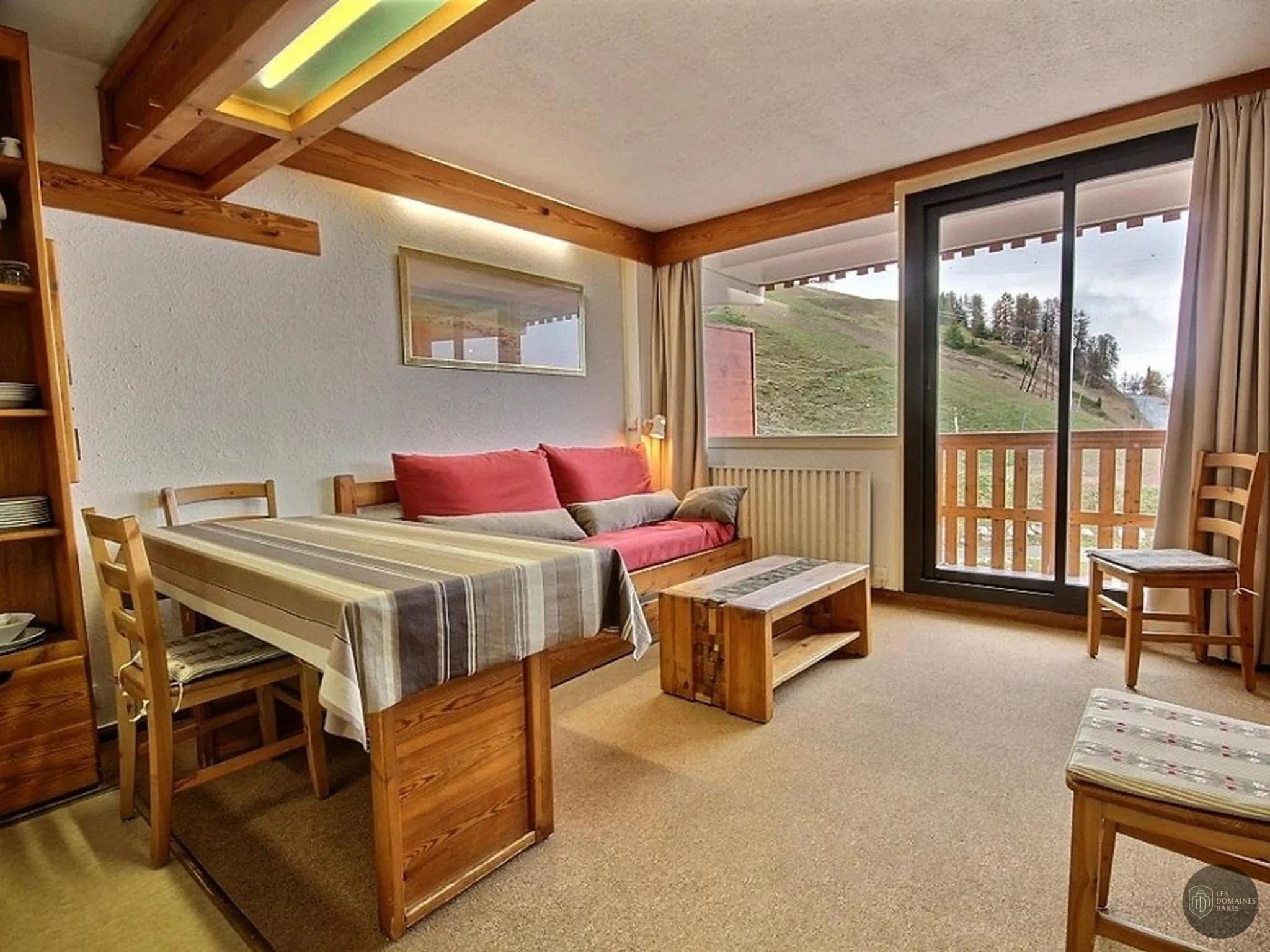 Vue extérieure de l'hôtel Le Vancouver à La en Auvergne-Rhône-Alpes