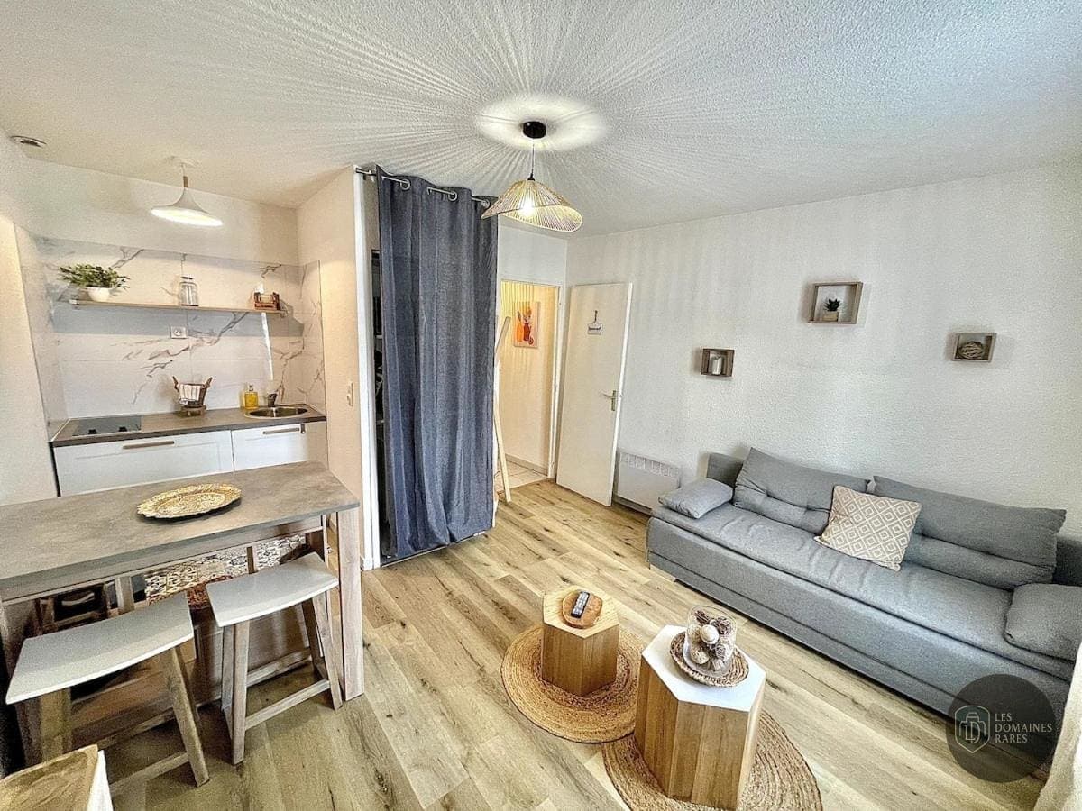 Espace intérieur du lieu Le Verger d'Elise à Blaslay en Nouvelle-Aquitaine