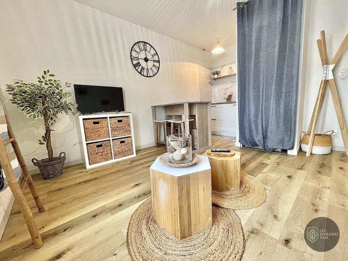 Espace intérieur du lieu Le Verger d'Elise à Blaslay en Nouvelle-Aquitaine