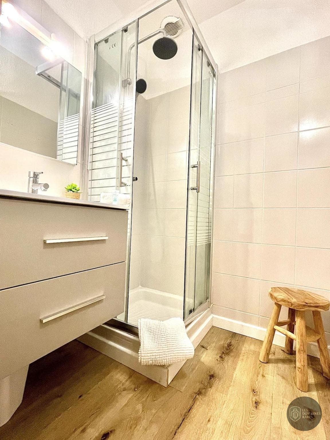 Salle de bain du lieu Le Verger d'Elise à Blaslay en Nouvelle-Aquitaine