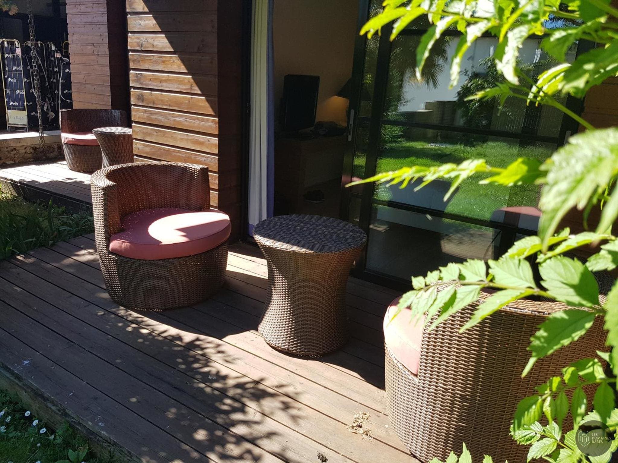 Vue extérieure du lieu Le Vieux Logis Clam à Clam en Nouvelle-Aquitaine