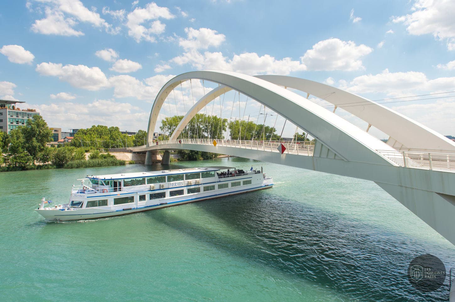 Vue extérieure du domaine Les Bateaux Lyonnais à Lyon en Auvergne-Rhône-Alpes