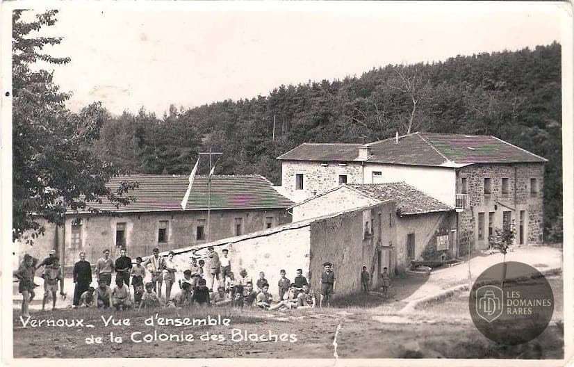 Vue extérieure du domaine Les Blaches en Auvergne-Rhône-Alpes