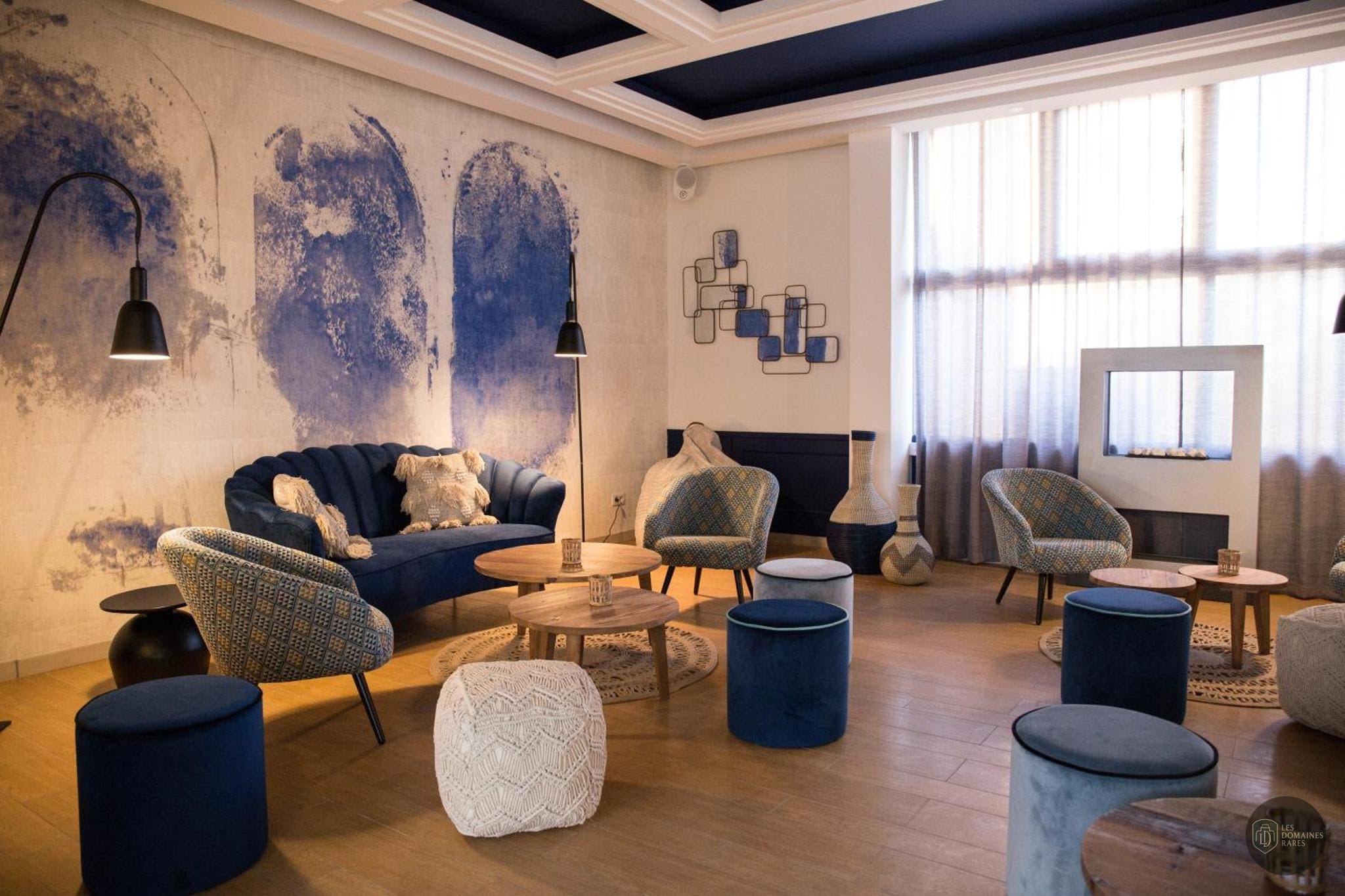 Espace intérieur de l'hôtel Les Bulles de Mer à Canet en Occitanie