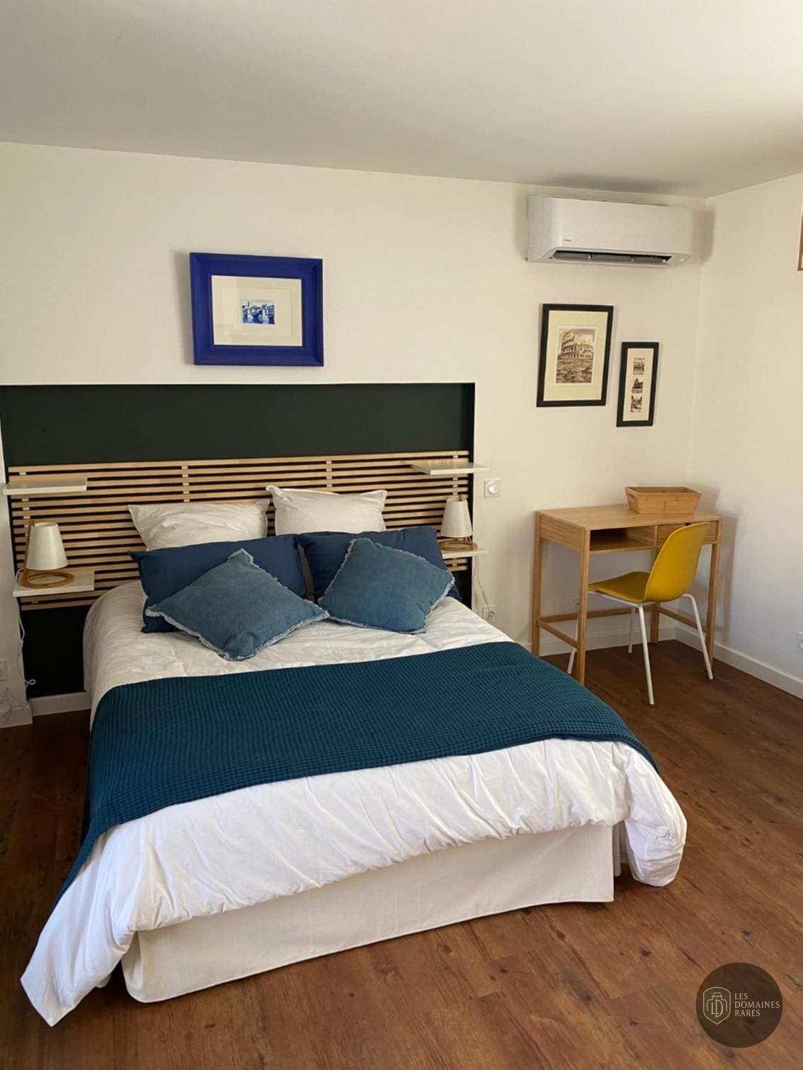 Chambre de l'hôtel Les Cèdres à Saint en Auvergne-Rhône-Alpes