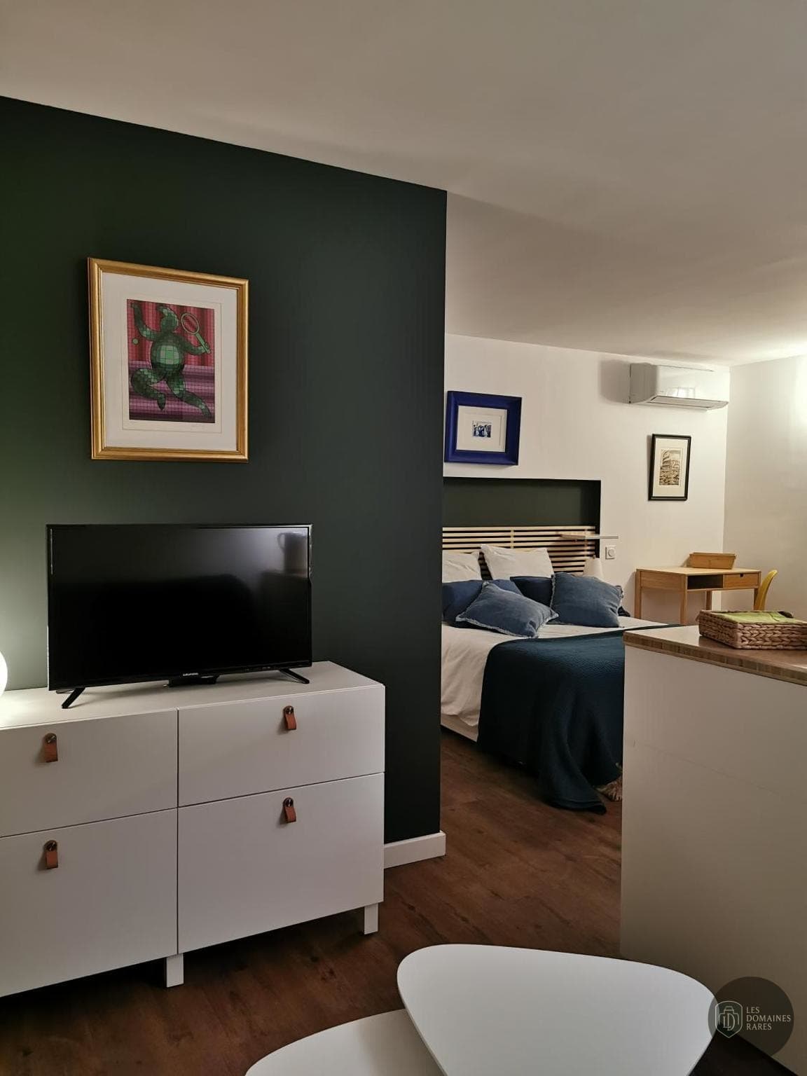 Chambre de l'hôtel Les Cèdres à Saint en Auvergne-Rhône-Alpes