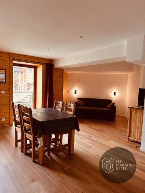 Restaurant de l'hôtel Les Clarines en Auvergne-Rhône-Alpes - séminaire corrençon-en-vercors, france