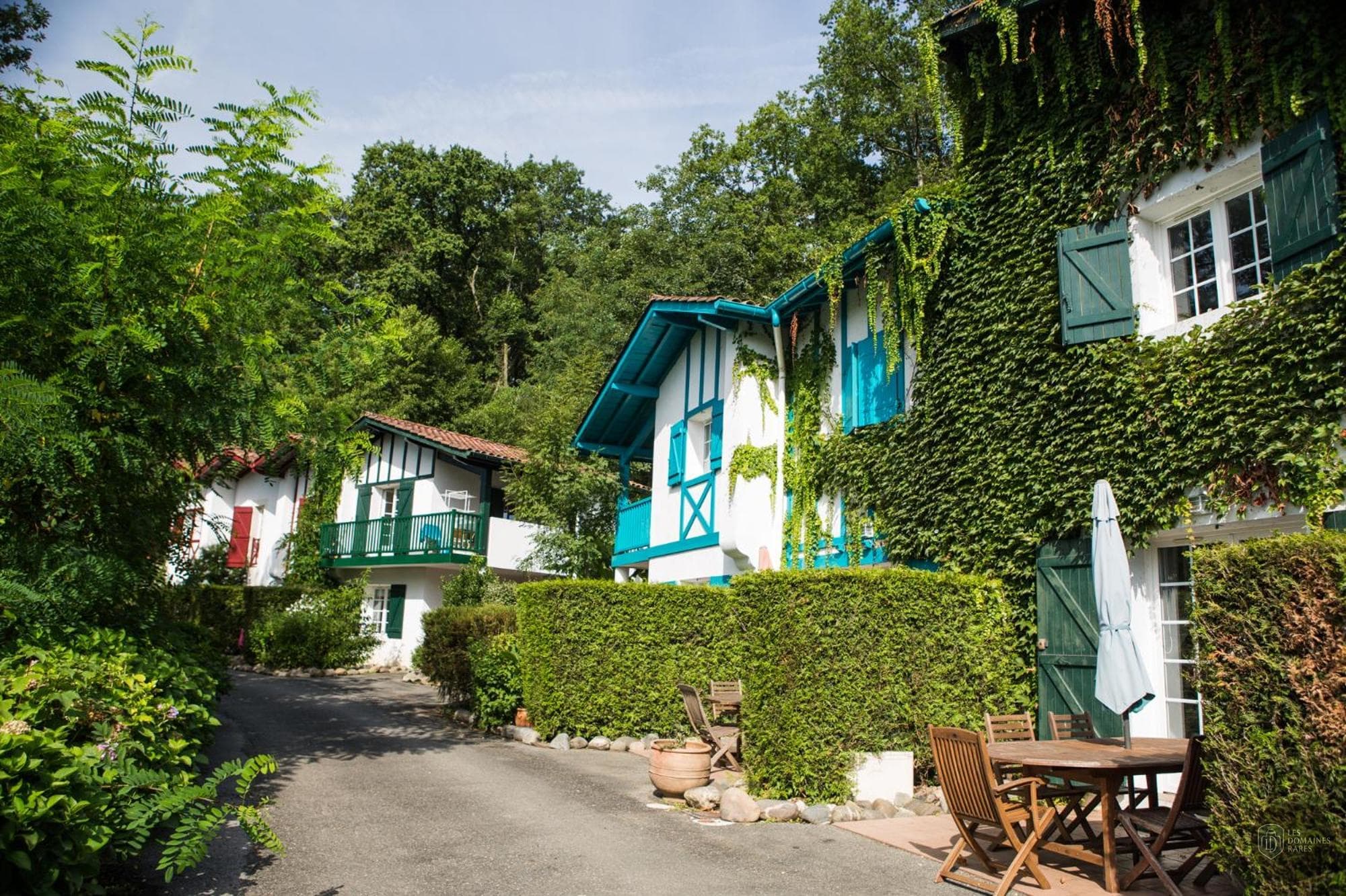 Vue extérieure du lieu Les Collines Iduki à La en Nouvelle-Aquitaine