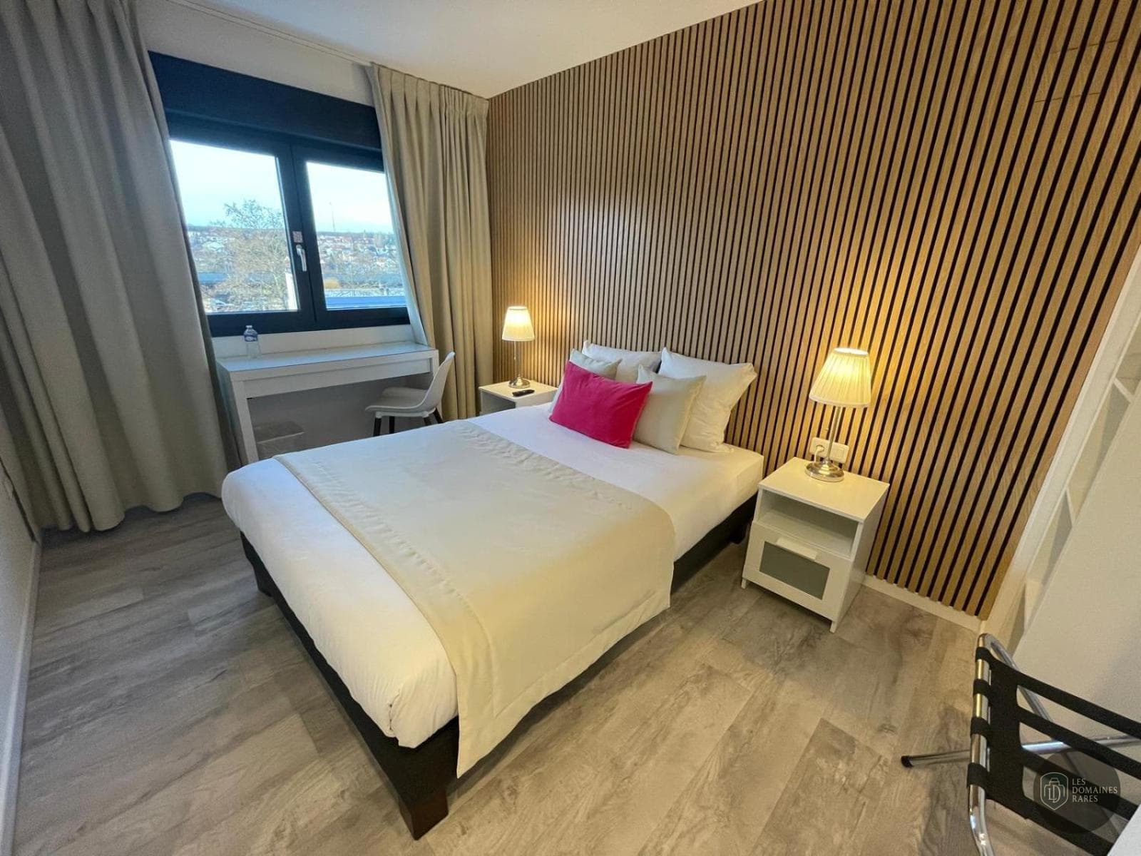 Chambre du lieu Les Coulisses à Limas en Auvergne-Rhône-Alpes - séminaire limas, france