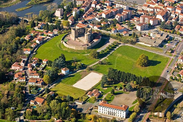 Vue extérieure du lieu Les Foréziales en Auvergne-Rhône-Alpes