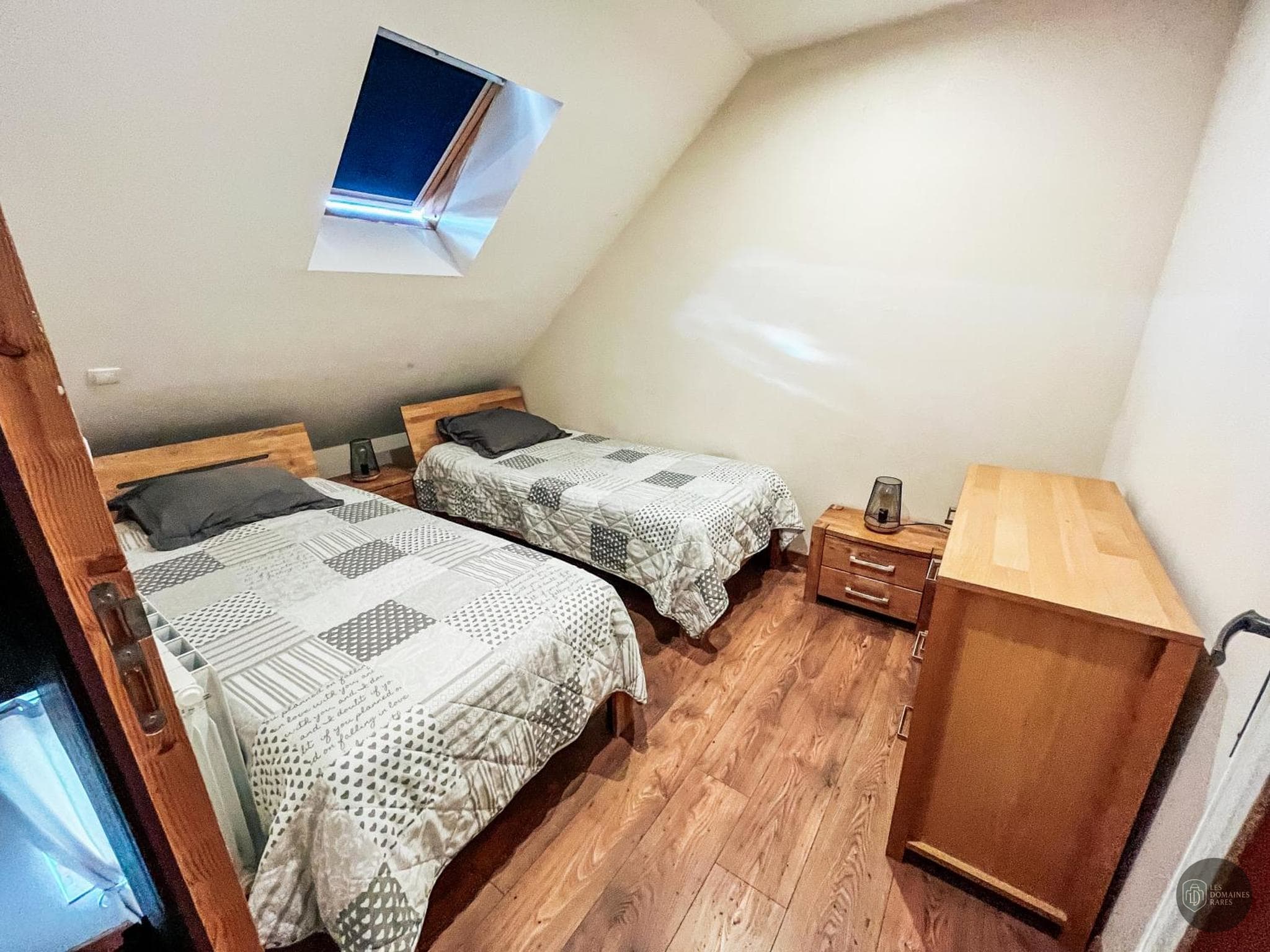 Chambre du lieu Les Glycines à Melle en Nouvelle-Aquitaine - séminaire deux-sèvres (79)