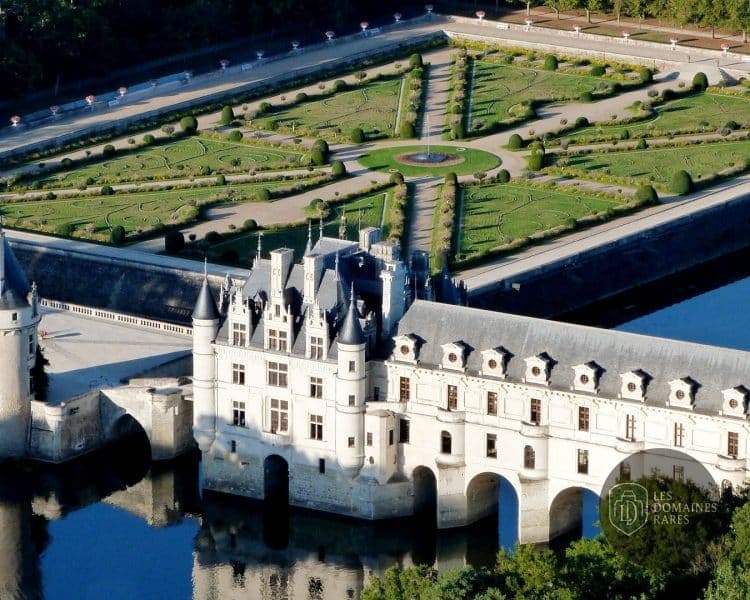 Vue extérieure du lieu Les Hauts de Loire à Onzain en Centre-Val de Loire