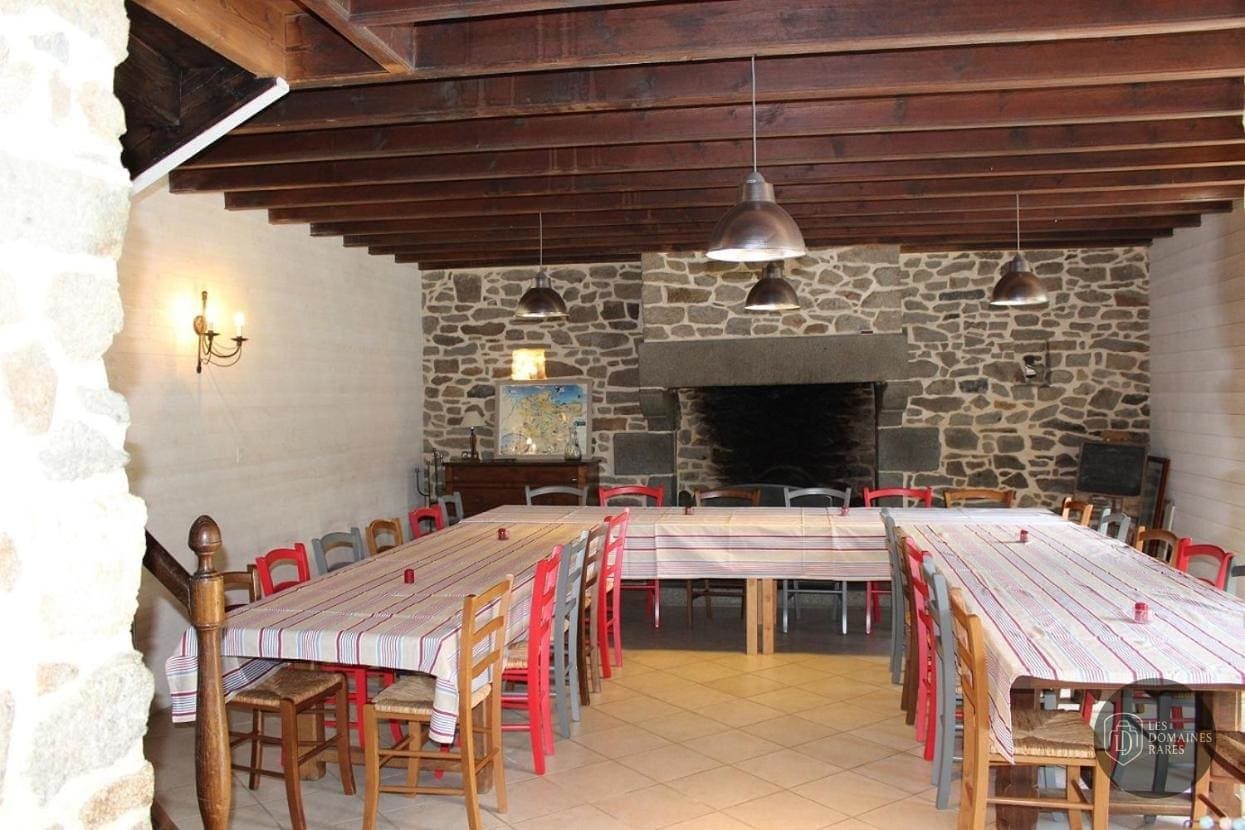Salle de réunion 1 du gîte Les Hervelines en Bretagne
