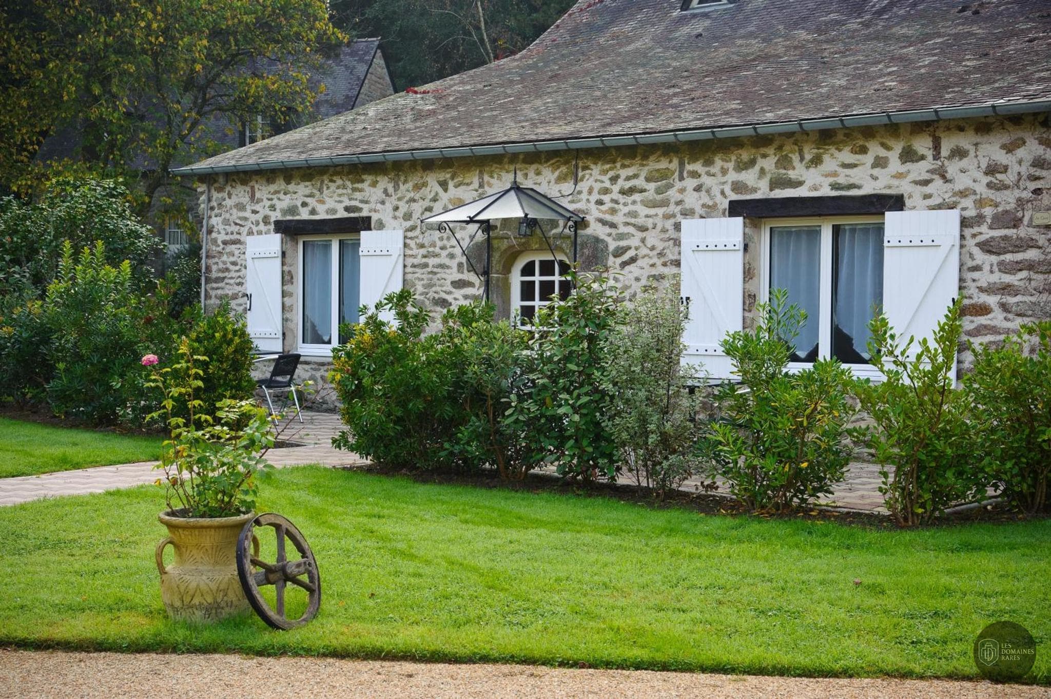 Vue extérieure du moulin Les Moulins du Duc à Moëlan en Bretagne