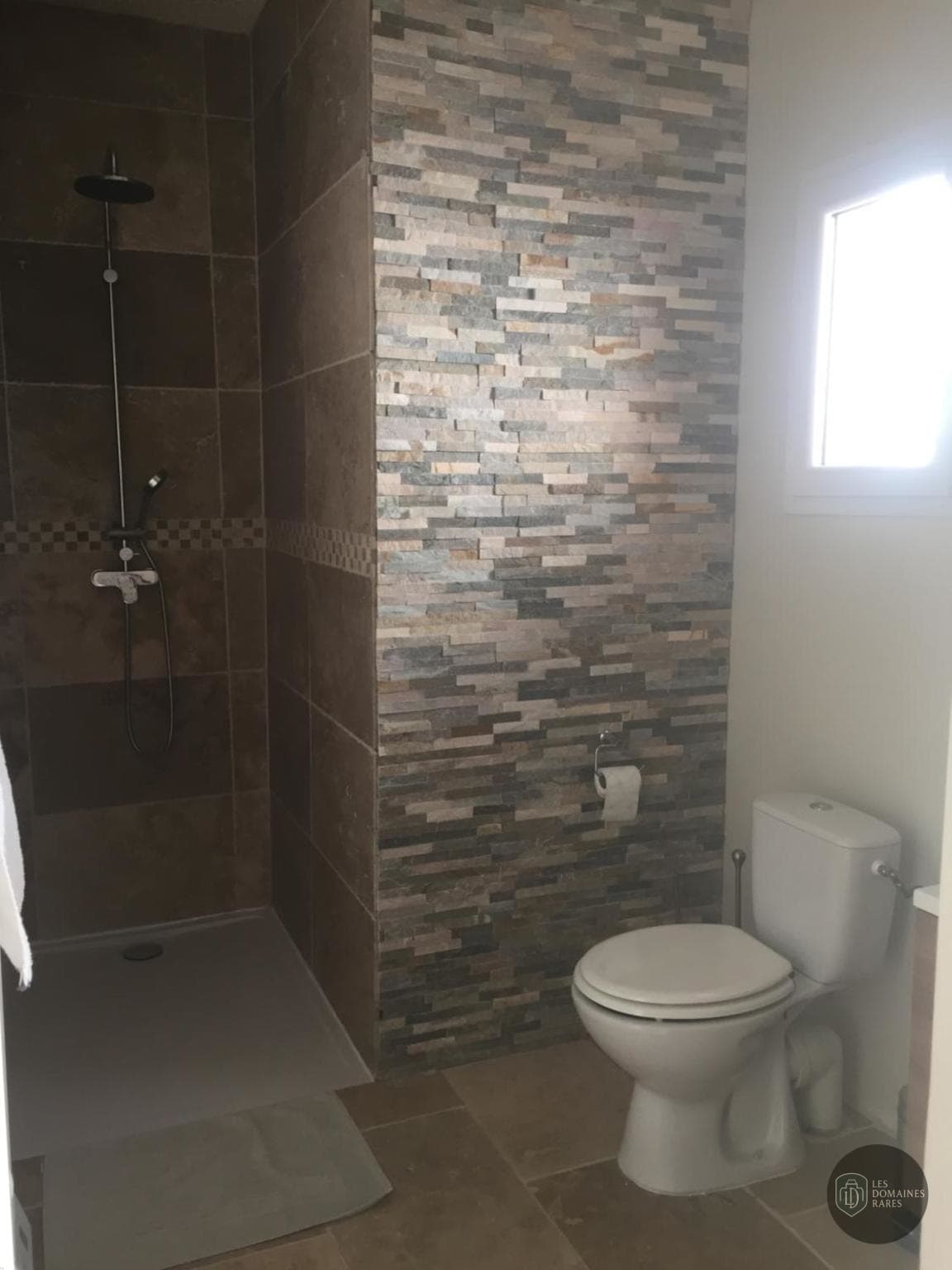 Salle de bain de l'hôtel Les Olivades à Gap en Provence-Alpes-Côte d'Azur