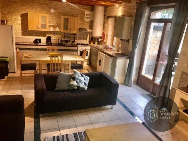 Espace intérieur de la ferme Les Ombres en Île-de-France