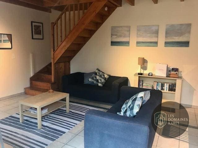 Espace intérieur de la ferme Les Ombres en Île-de-France