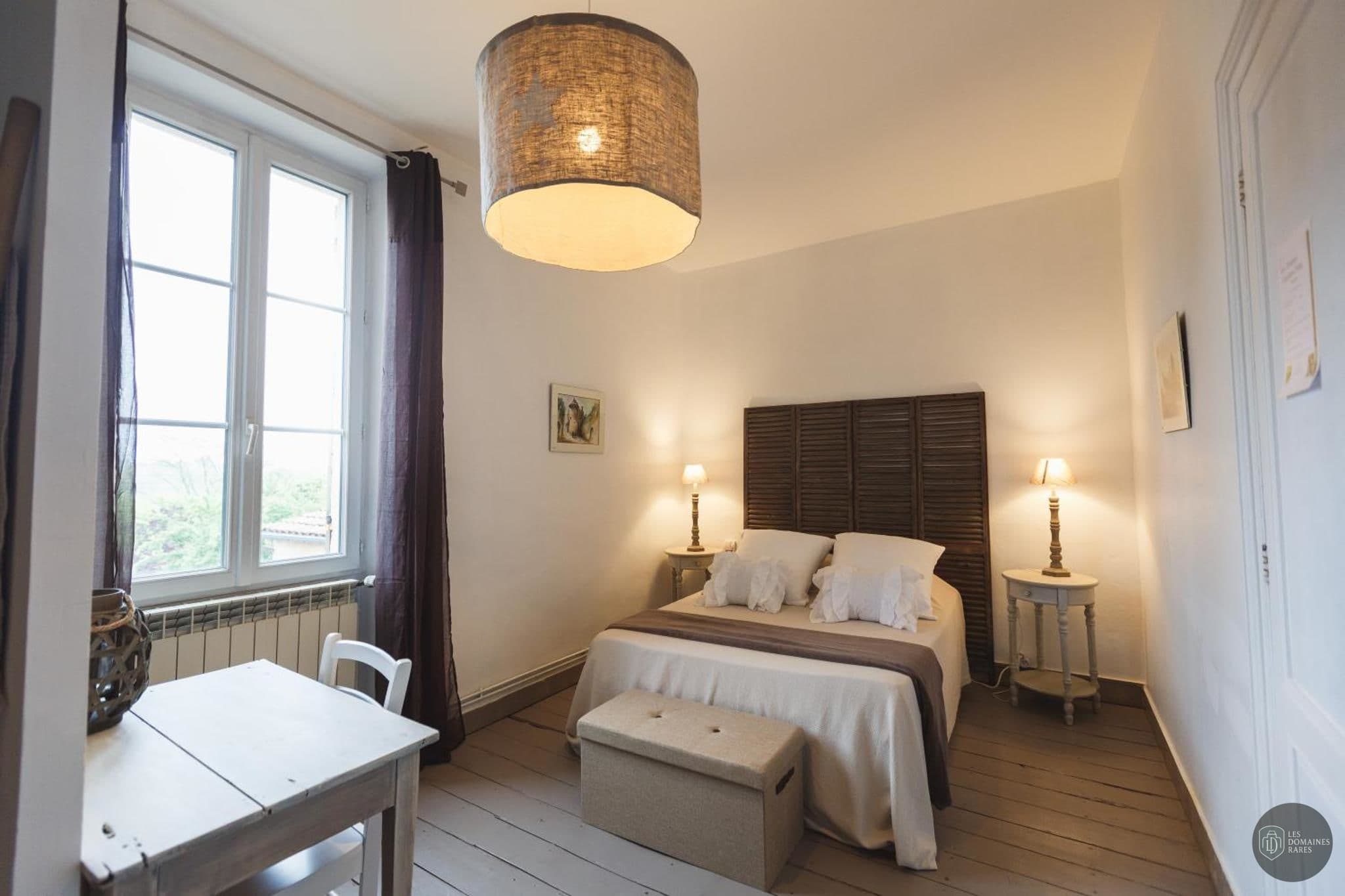Chambre de l'hôtel Les Ormeaux à Sallertaine en Pays de la Loire
