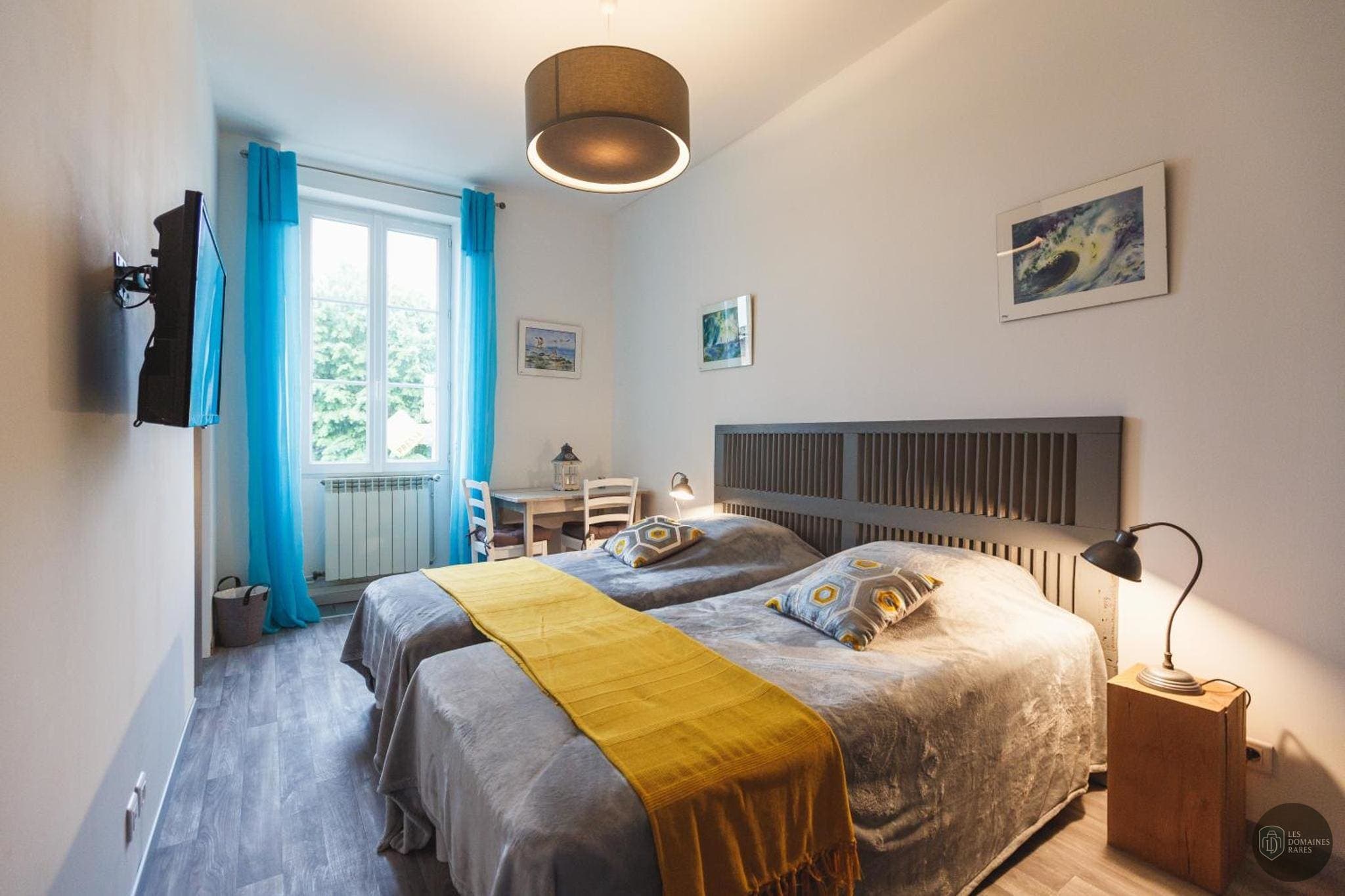 Chambre de l'hôtel Les Ormeaux à Sallertaine en Pays de la Loire