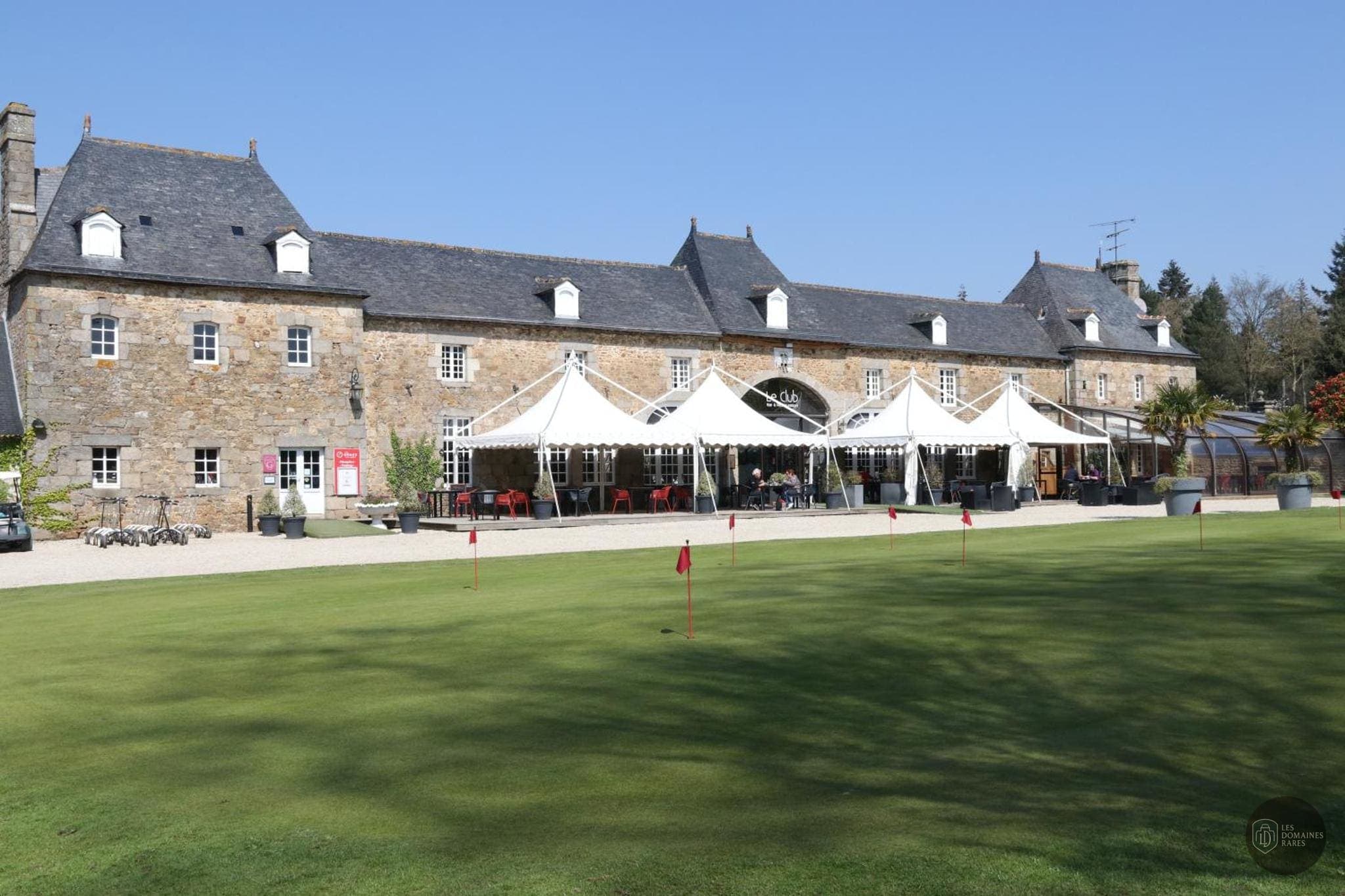 Vue du domaine Les Ormes, Domaine  Resort à Le en Bretagne