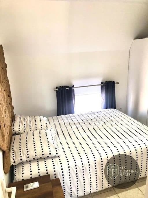 Chambre du lieu Les Pieds Dans L'Eau en Bourgogne-Franche-Comté - séminaire saône-et-loire (71)