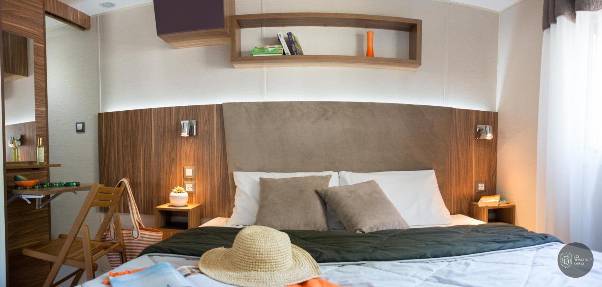 Chambre du lieu Les Pierres Couchées en Pays de la Loire - séminaire mesquer, france