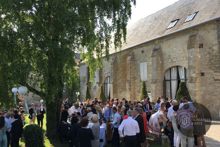 Vue extérieure du domaine Les Pommerieux à Buzancy en Hauts-de-France