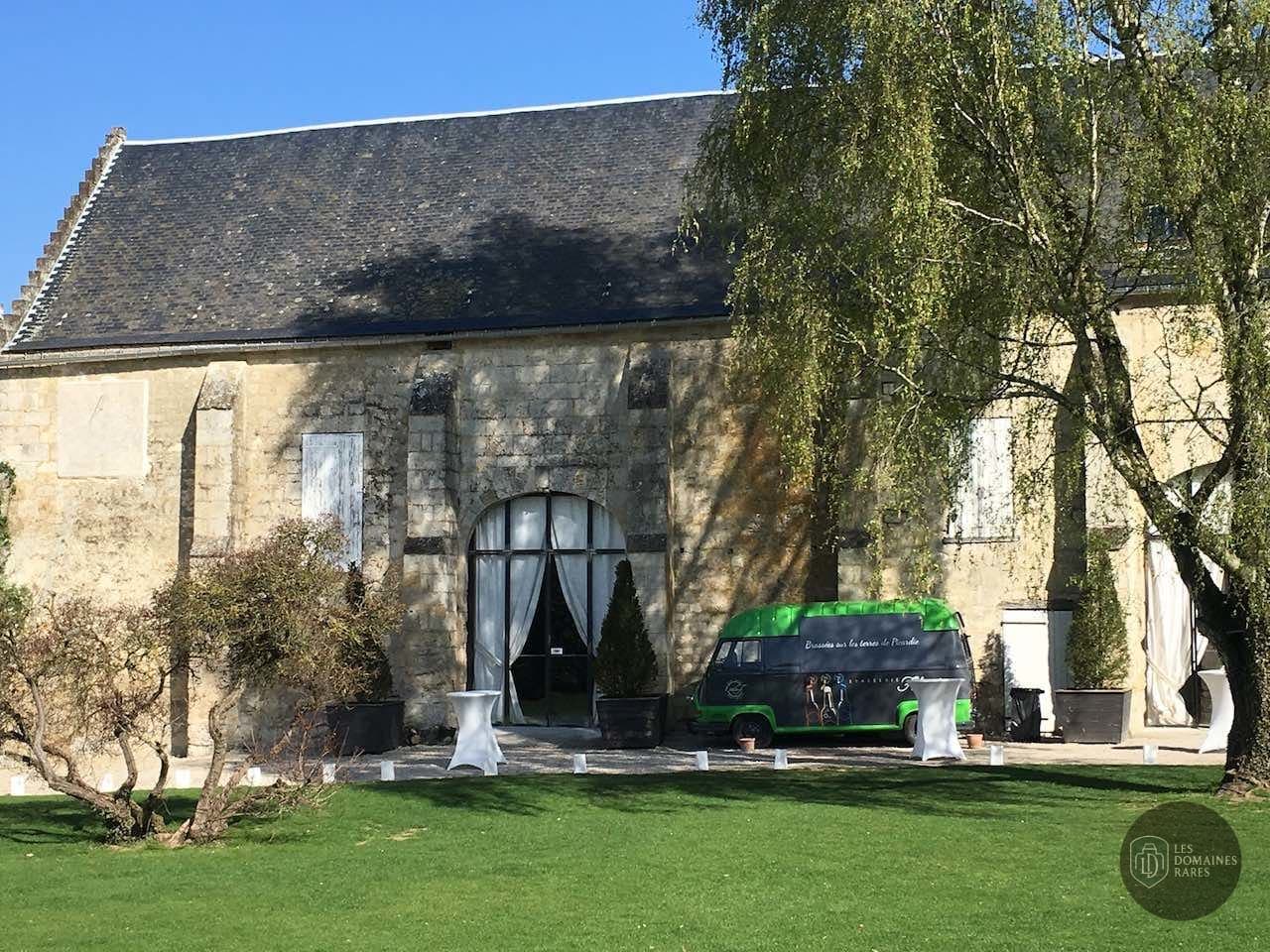 Vue extérieure du domaine Les Pommerieux à Buzancy en Hauts-de-France