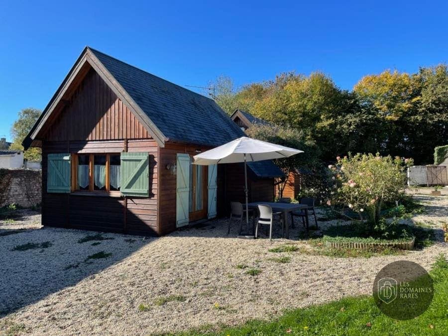 Vue extérieure du lieu Les Rainettes à Breuillet en Île-de-France