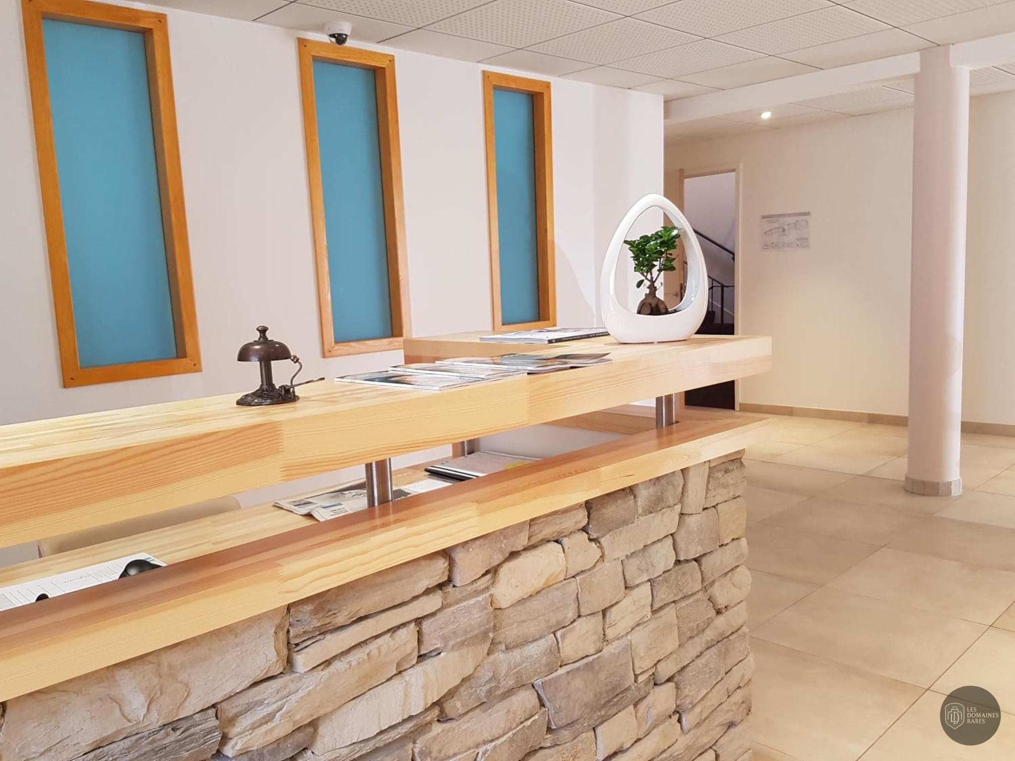 Vue extérieure de l'hôtel Les Rives Sauvages à Malbuisson en Bourgogne-Franche-Comté
