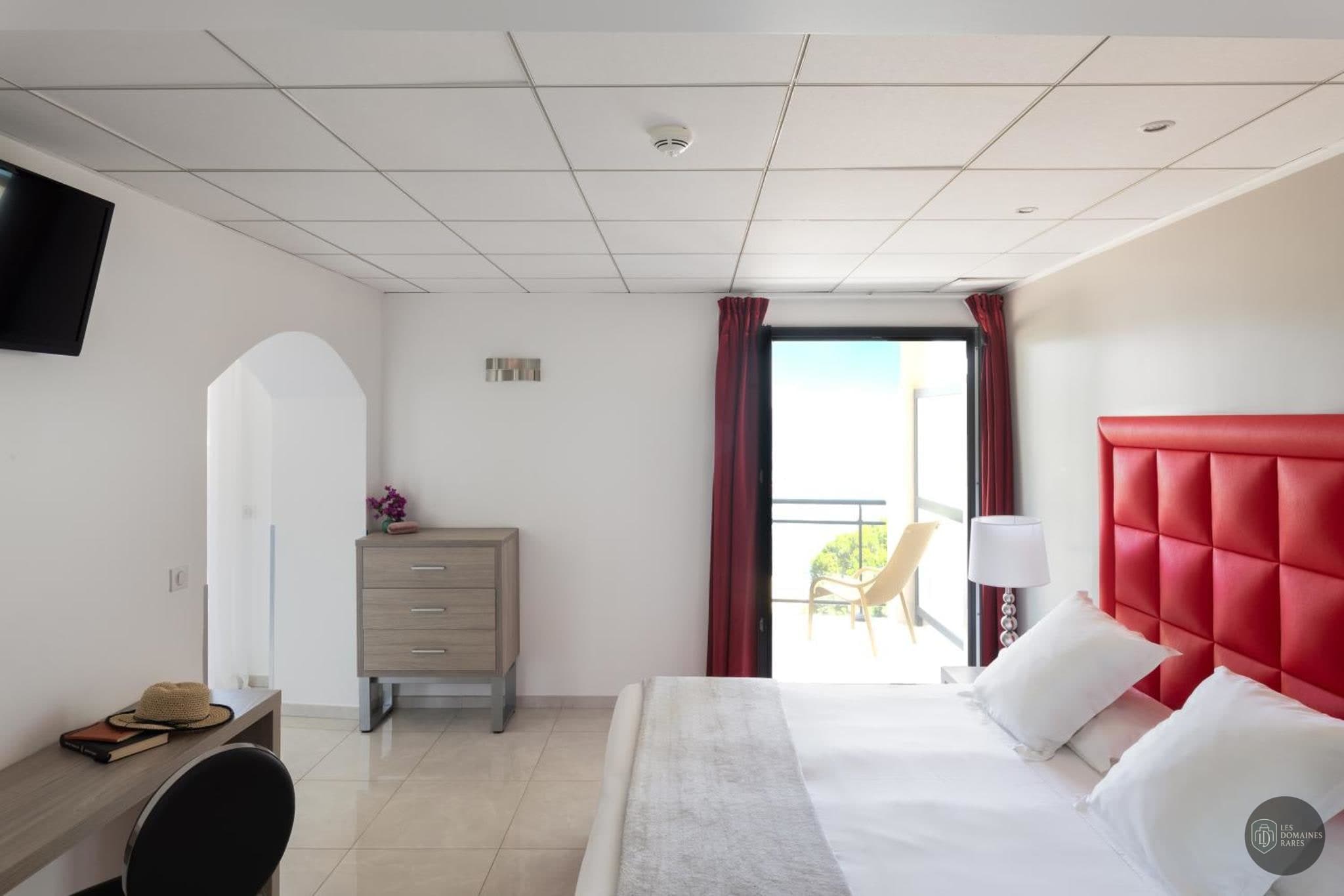 Chambre de l'hôtel Les Roches Blanches à Cassis en Provence-Alpes-Côte d'Azur - séminaire bouches-du-rhône