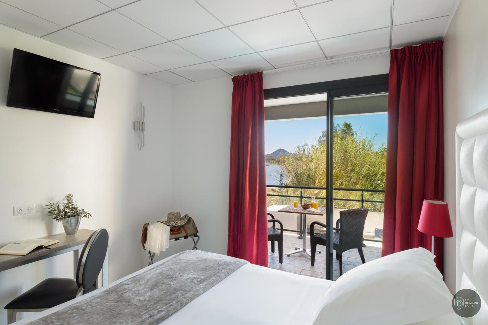 Vue extérieure de l'hôtel Les Roches Blanches à Cassis en Provence-Alpes-Côte d'Azur