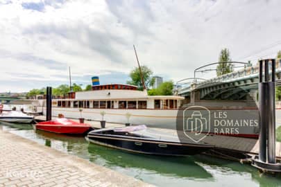 Vue extérieure du salle de réception Les Salons Nework en Île-de-France