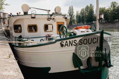 Vue extérieure du salle de réception Les Salons Nework en Île-de-France