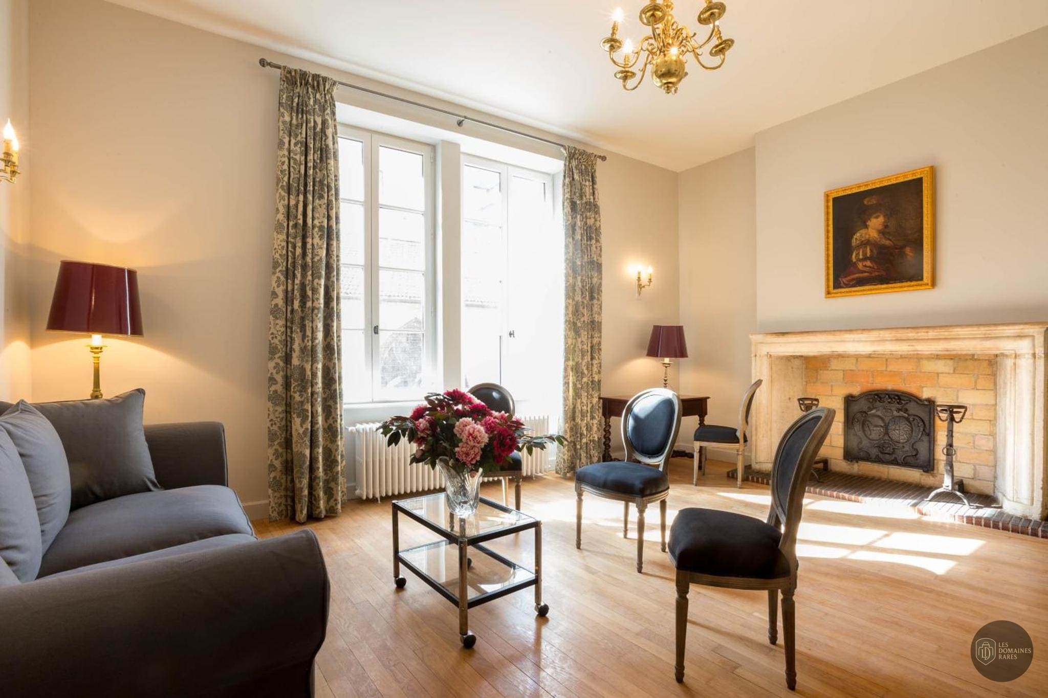 Espace intérieur de l'hôtel Les Vignes Blanches à Beaucaire en Occitanie