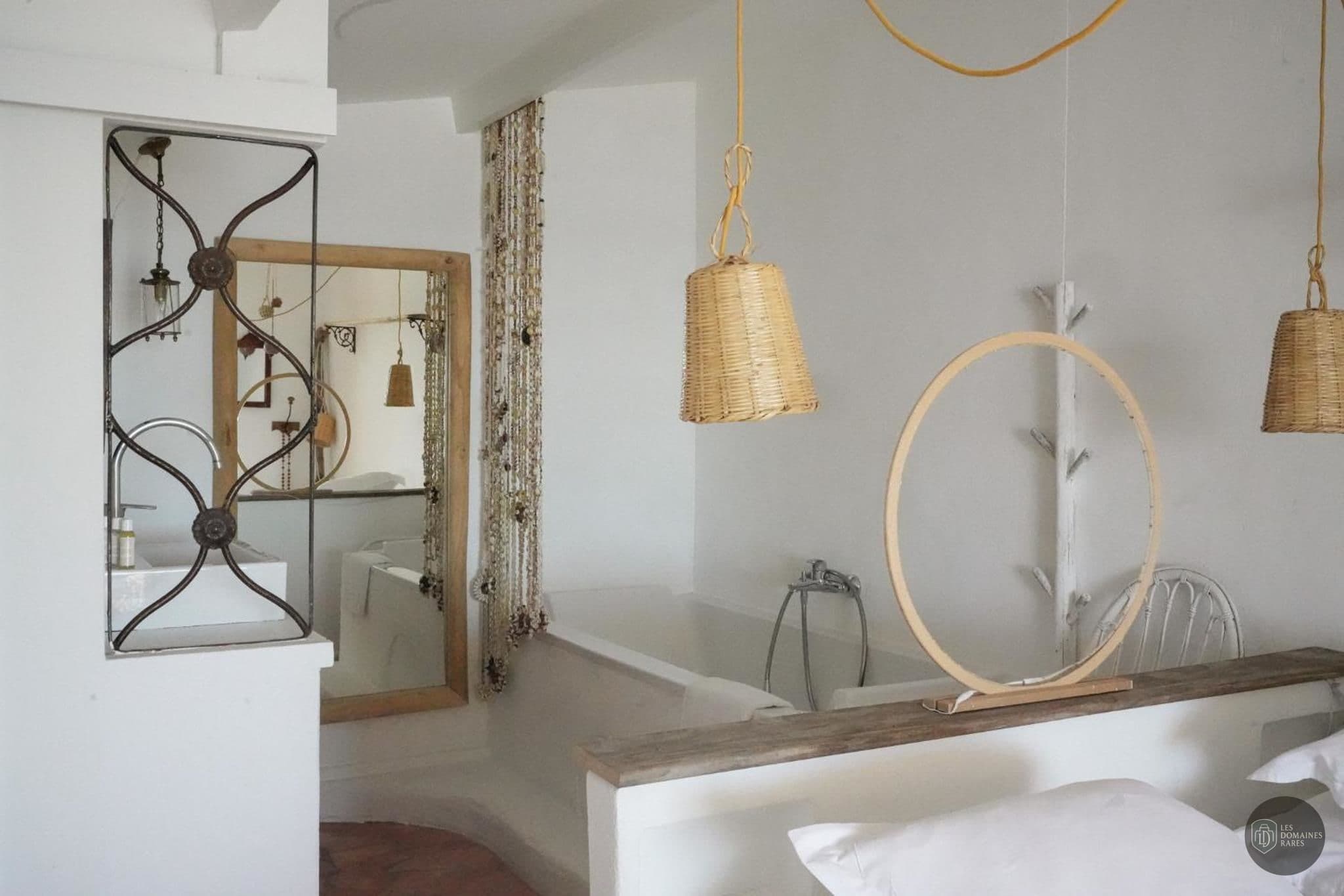 Salle de bain de l'hôtel Lido Beach à Hyère en Provence-Alpes-Côte d'Azur