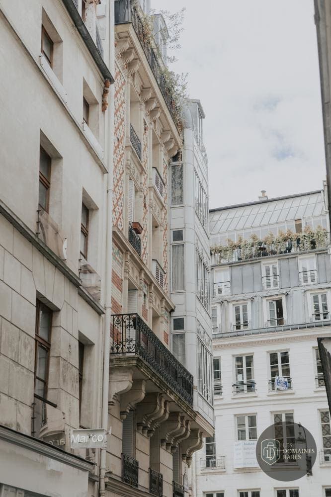 Vue extérieure de l'hôtel Lion d'Or en Nouvelle-Aquitaine