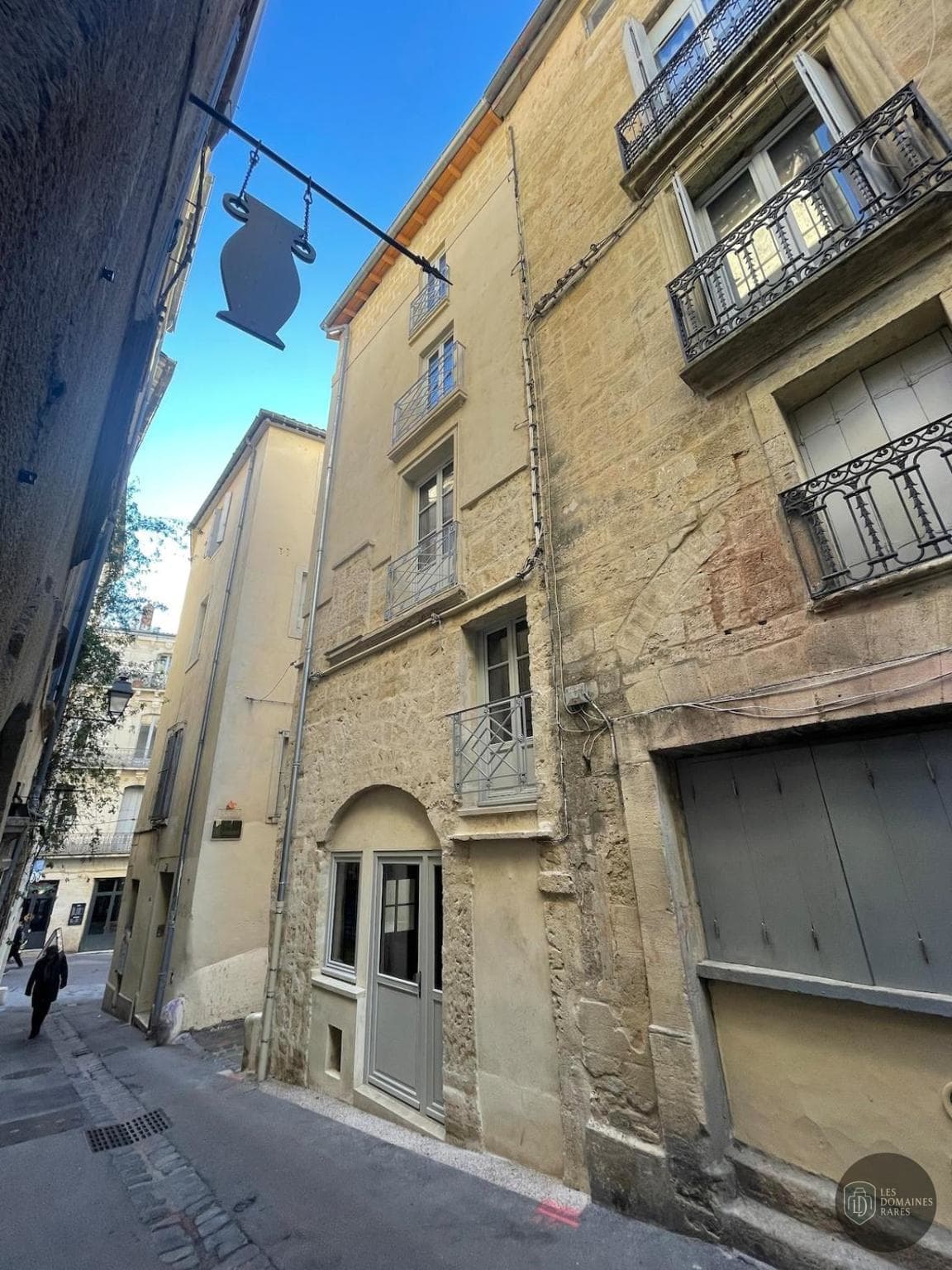 Little Art Castle — Extérieur