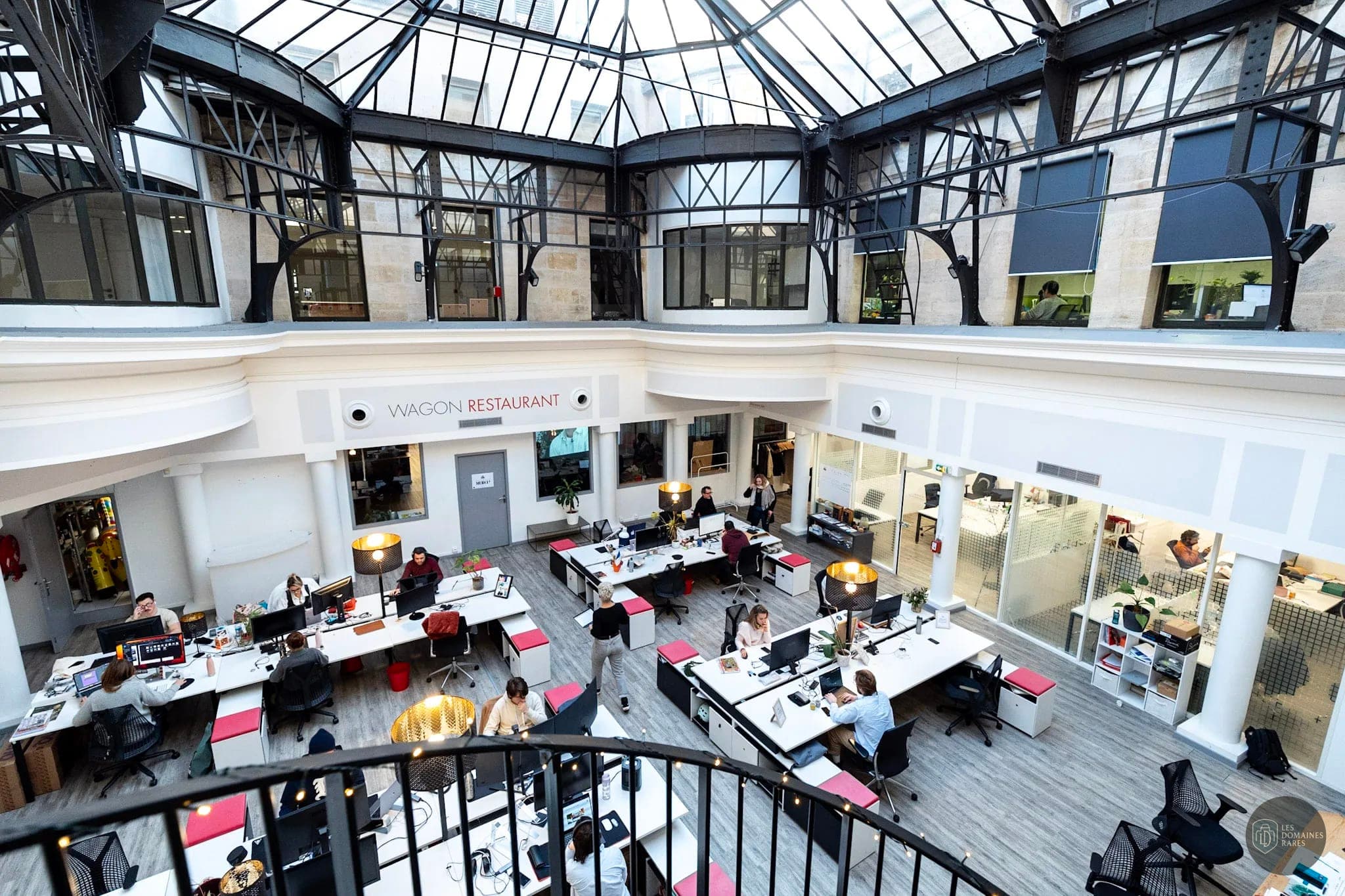 Espace intérieur du lieu Locomotiv' en Nouvelle-Aquitaine