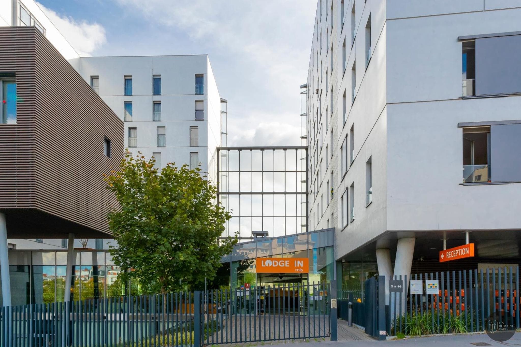 Vue extérieure de l'hôtel Lodge In Paris à Paris en Île-de-France
