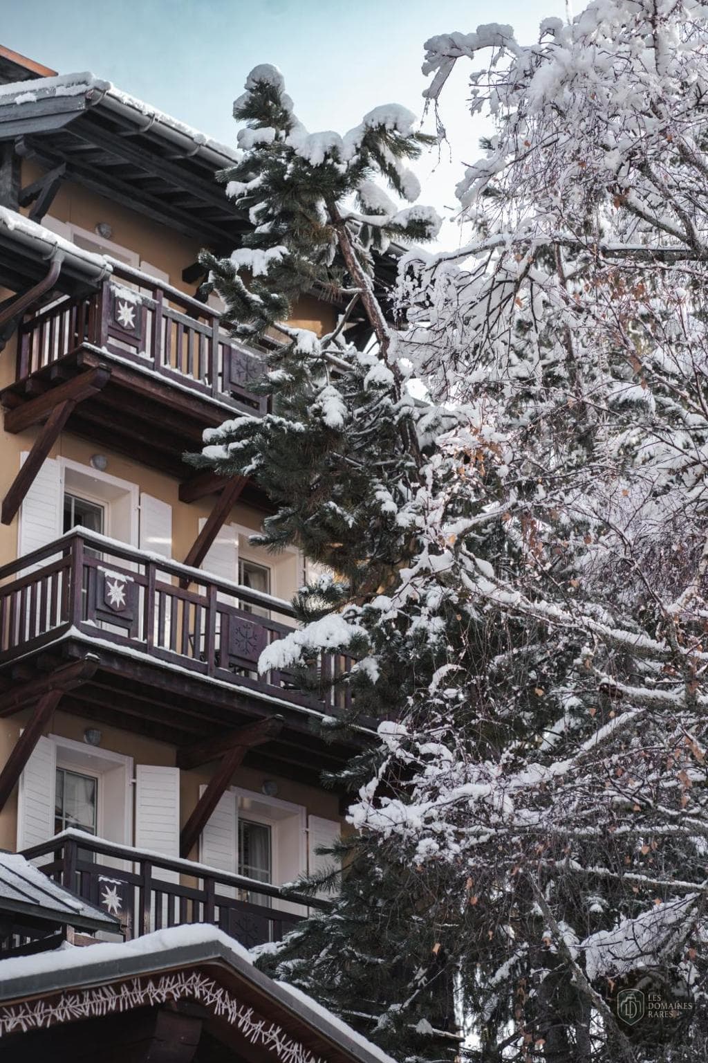 Vue extérieure de l'hôtel Lodge Park à Megève en Auvergne-Rhône-Alpes
