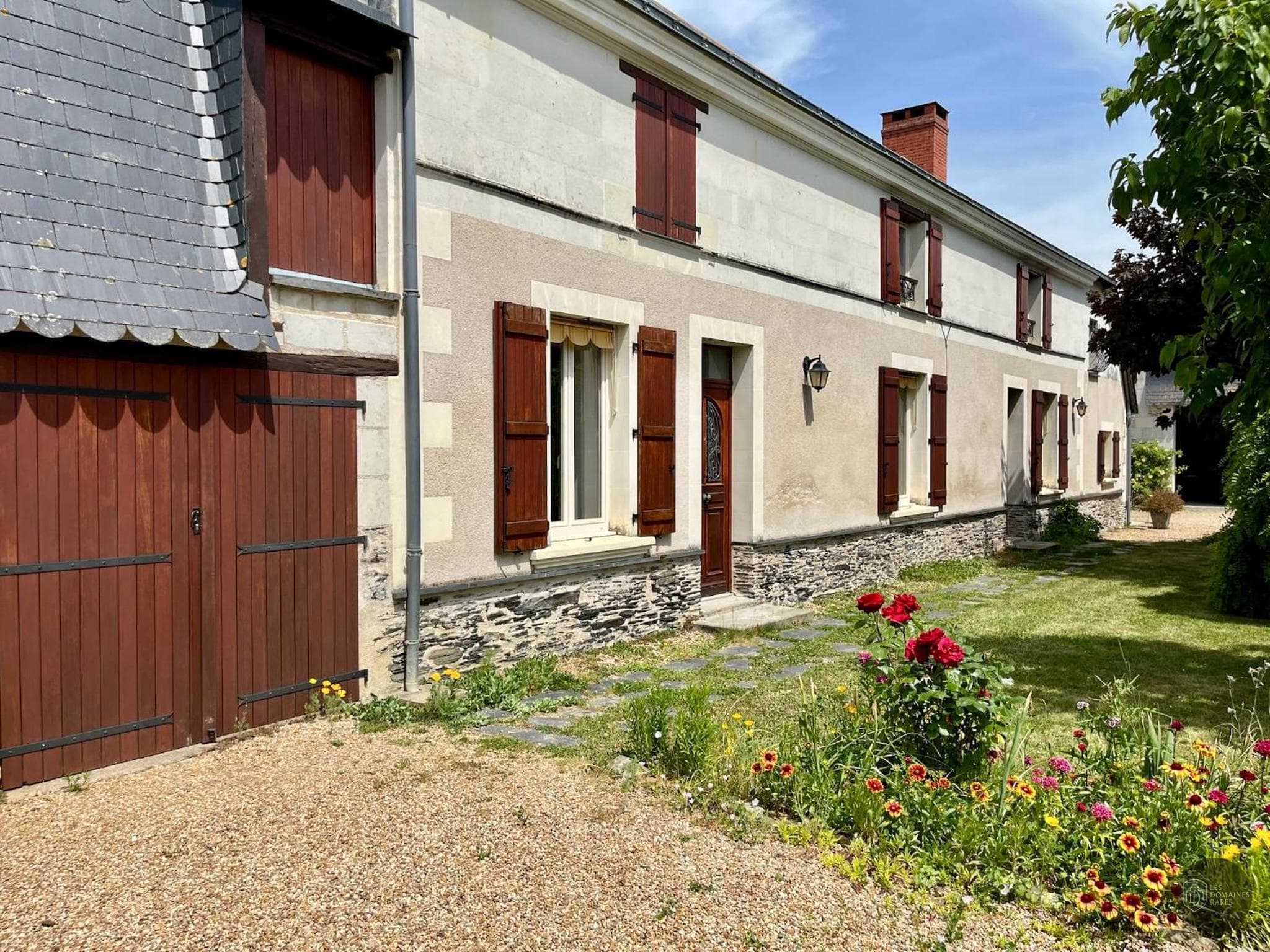 Vue extérieure du gîte Logis Du Pic en Auvergne-Rhône-Alpes